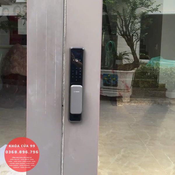 Khóa cửa Bosch EL 600FV Face 3D và camera