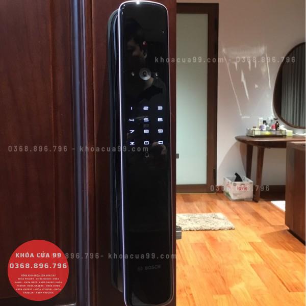 Khóa cửa Bosch EL800FV face ID