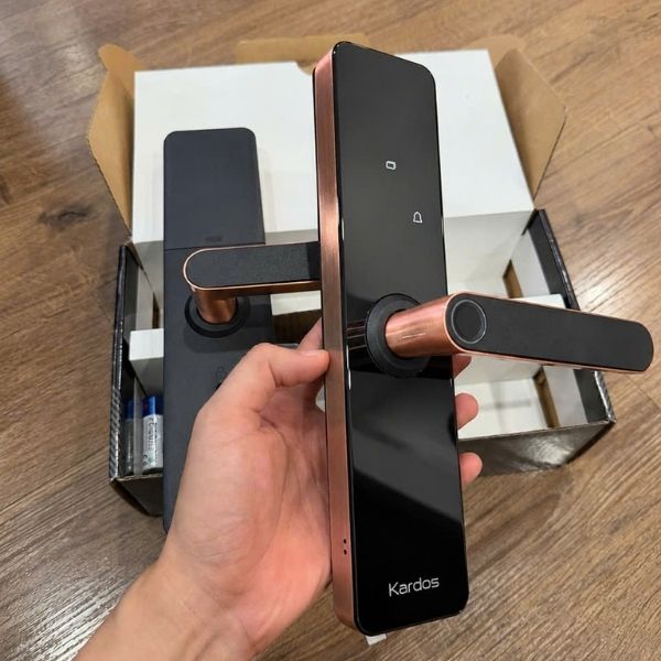 Khóa cửa vân tay Kardos SmartLock G13 Viền Đồng