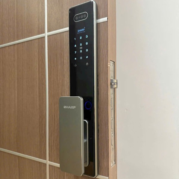 Khóa cửa vân tay mã số Sharp S6-B-PRO