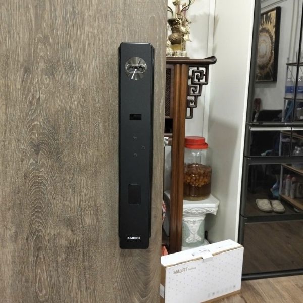 Khóa cửa vân tay Kardos SmartLock X5 Pro Face ID 3D
