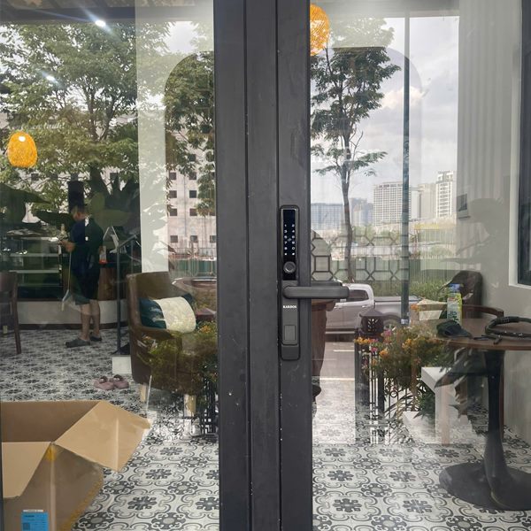 Khóa cửa vân tay Kardos SmartLock A109 Đen