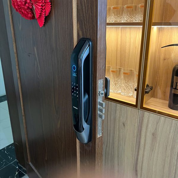 Khóa cửa vân tay Kardos SmartLock A15