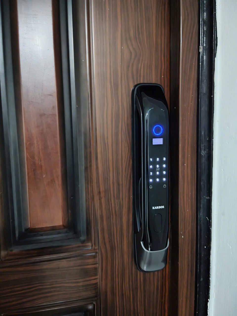 Khóa cửa vân tay Kardos SmartLock A15