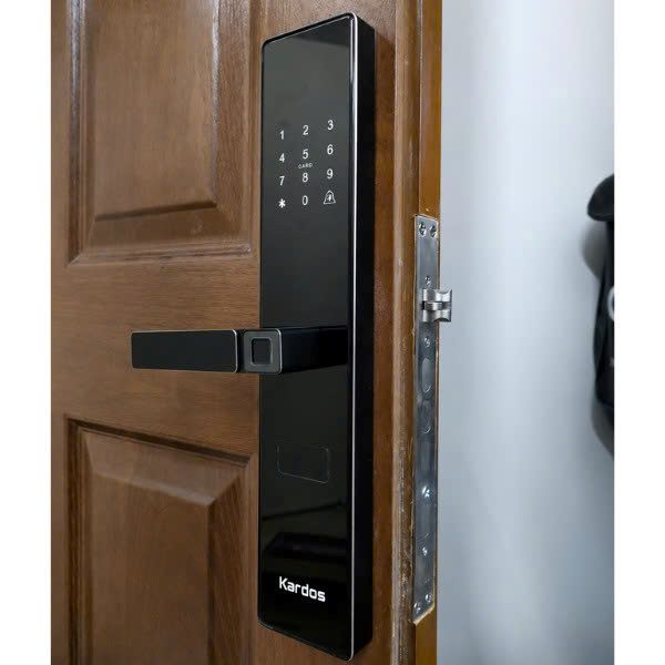 Khóa cửa vân tay Kardos SmartLock Q5 CNC Đen